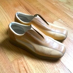 SUPER COMFORTABLE Leather Slip Ons